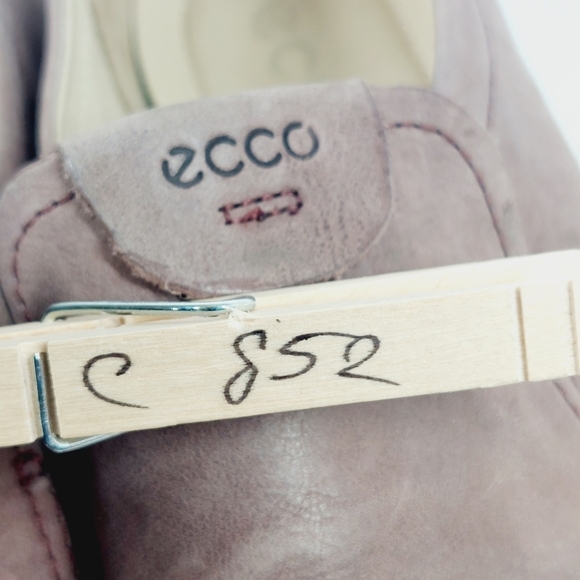 Ecco Pink Purple Laser Cut Leather Slip On Comfy Flat Loafers C852 - Picture 13 of 13